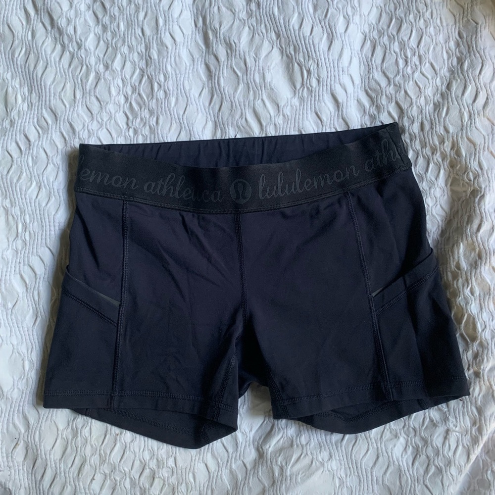 Lululemon Short Yoga Shorts